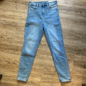 American Eagle Curvy Super Hi-Rise Jegging